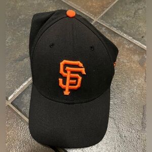 New Era Black 39THIRTY Fitted-Style San Francisco Giants Baseball Cap unisex